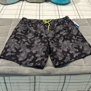 Men’s Dream Wave swim trunks size XL NWT